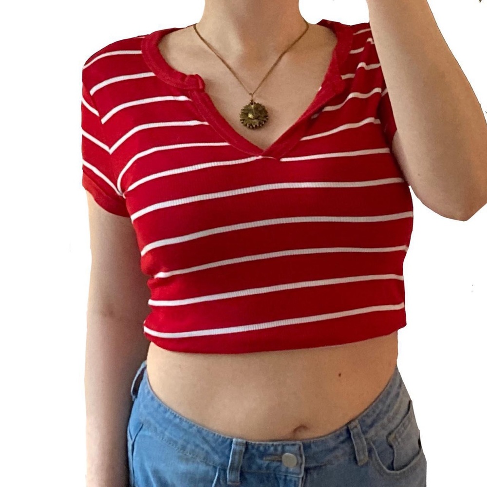 Pacsun Striped Red+ White Crop Top V Neck Baby Tee 💋❤️‍🔥